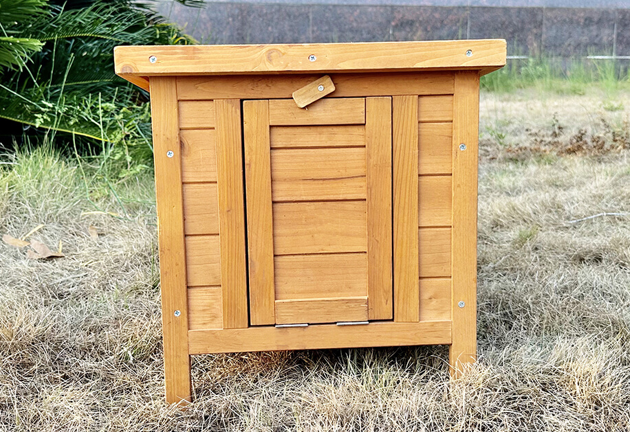 Wooden Rabbit Hutch SDR013-02	